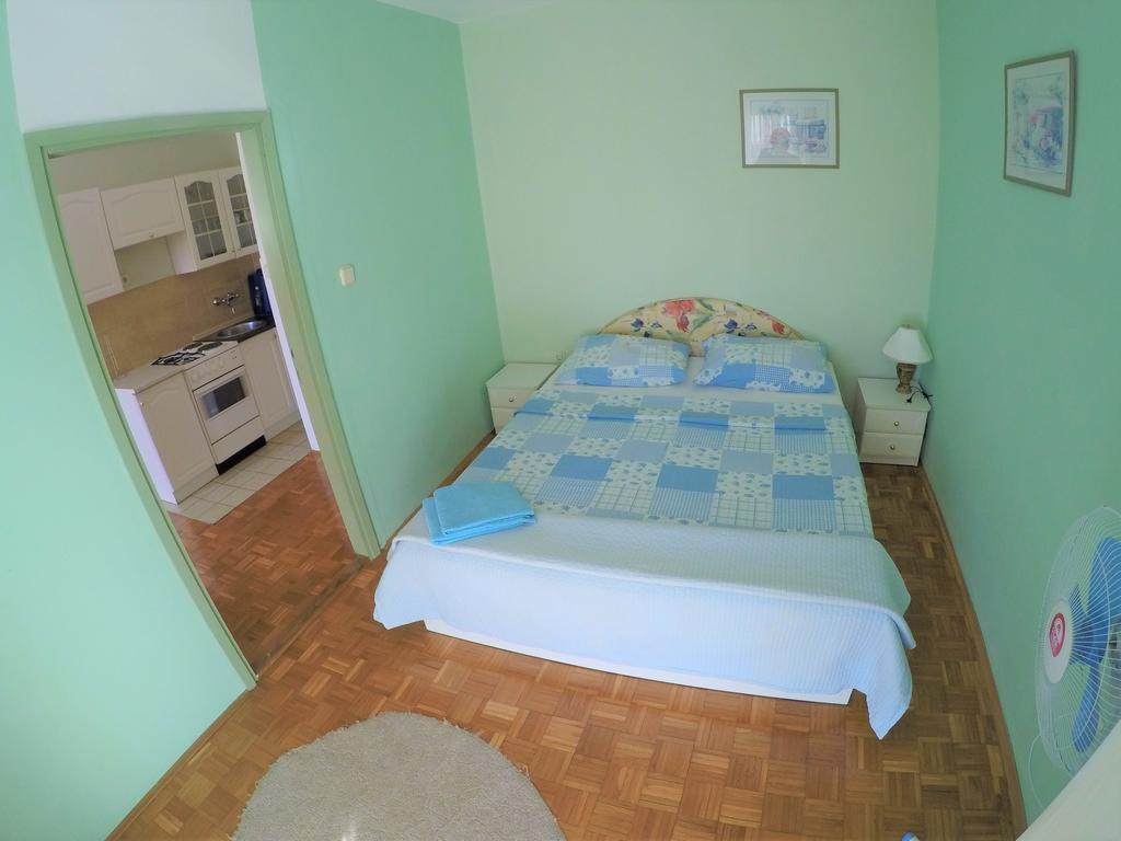 Blue City Apartment'S Repic Biograd Na Moru Exteriör bild