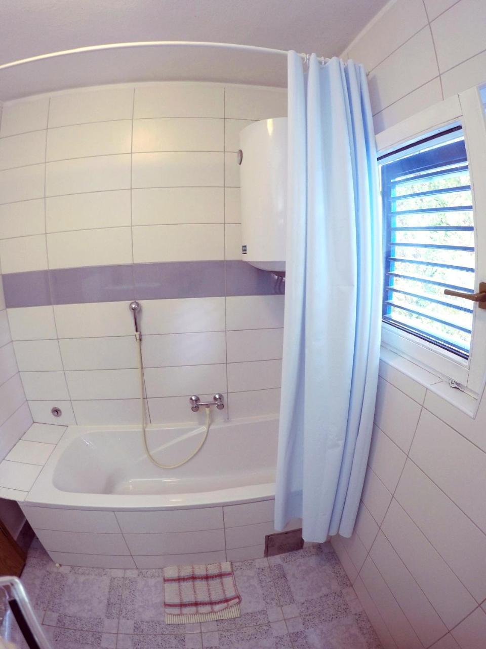 Blue City Apartment'S Repic Biograd Na Moru Exteriör bild